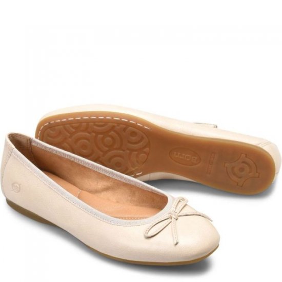 Born Shoes Canada | Women's Brin Flats - White Bone (White) - Click Image to Close